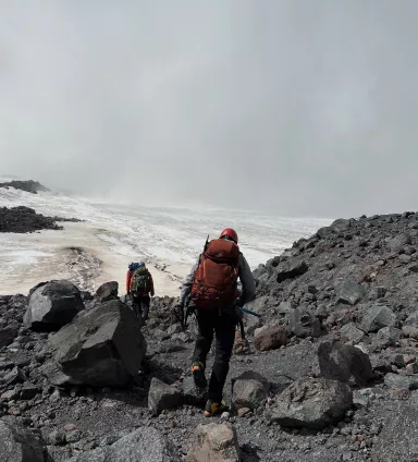 Восхождение на Эльбрус (5621м) с севера